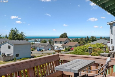 Stunning Custom Home with Panoramic Bay and Ocean Views - Dual - photo 25