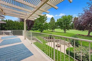 Set on over an acre and backing directly to SpurWing's 18th hole - photo 29