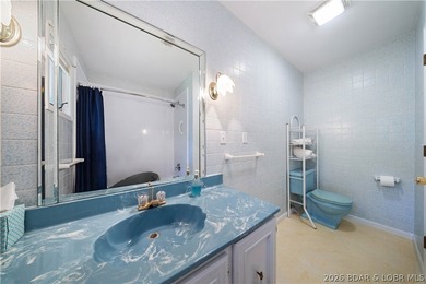 Rarely does a lake property come along that offers this - photo 34