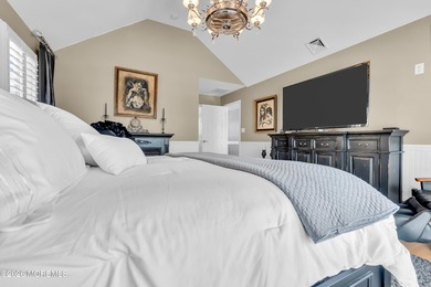 Welcome to 26 Jib Court, a spectacular waterfront retreat tucked - photo 34