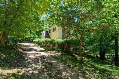 Rarely does a lake property come along that offers this - photo 43