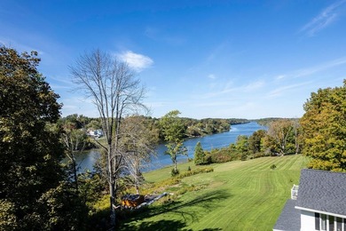 A truly special property! Enjoy stunning river views year-round - photo 4