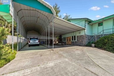Stunning Custom Home with Panoramic Bay and Ocean Views - Dual - photo 46