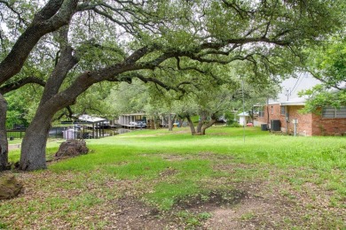 Lake Lot For Sale in Kingsland, Texas
