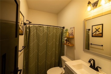 Beautiful 2,800 sq. ft. home plus a 2,400 sq. ft. shop on 6.10 - photo 20