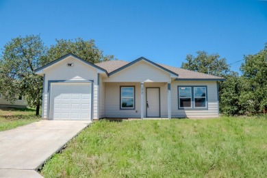 Lake Home For Sale in Kingsland, Texas