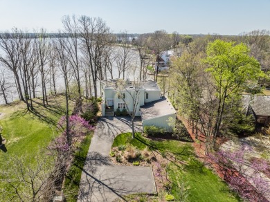 Lake Home Sale Pending in Noblesville, Indiana