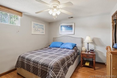 Discover a revitalized lakefront getaway situated at the 61.5 - photo 13