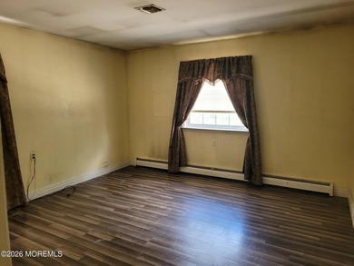 IMMEDIATE OCCUPANCY - Charming Yellowstone Model on Quiet Street - photo 15