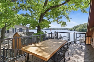 Discover a revitalized lakefront getaway situated at the 61.5 - photo 23