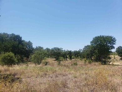 Beautiful lot in an amazing subdivision with a fantastic - photo 4