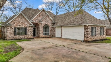 Lake Home Sale Pending in Granbury, Texas