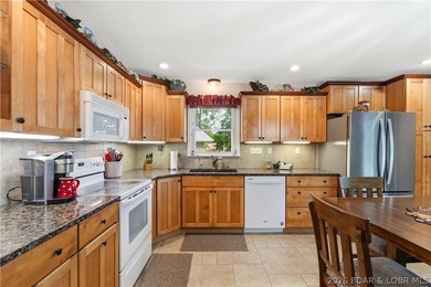 Discover the perfect blend of lakefront relaxation and - photo 11