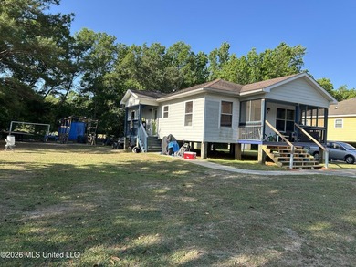 Cozy 3-bedroom, 2-bath home built in 2009 with approx. 1,200 sq - photo 12