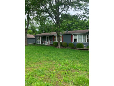 Ranch Home on 2 Corner Lots! - photo 1