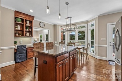 Beautiful full brick home in the desirable Berkeley community - photo 13
