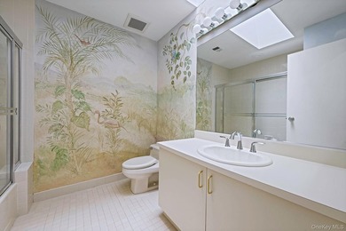 Welcome to 6 Wimbledon Drive, a bright and spacious corner - photo 13