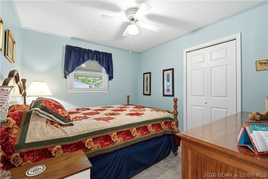 Discover the perfect blend of lakefront relaxation and - photo 15