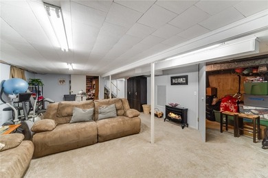Welcome to this impeccably maintained ranch in the heart of - photo 16