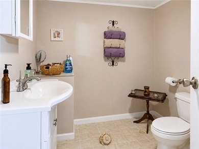 Welcome to this impeccably maintained ranch in the heart of - photo 18