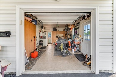 Welcome to this impeccably maintained ranch in the heart of - photo 21