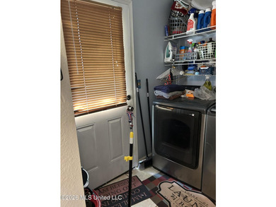 Cozy 3-bedroom, 2-bath home built in 2009 with approx. 1,200 sq - photo 21