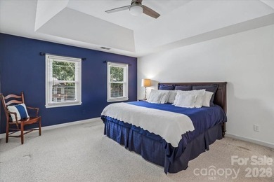 Beautiful full brick home in the desirable Berkeley community - photo 22