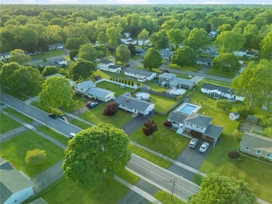 Welcome to this impeccably maintained ranch in the heart of - photo 34