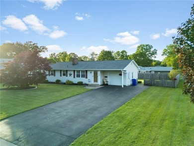 Welcome to this impeccably maintained ranch in the heart of - photo 40