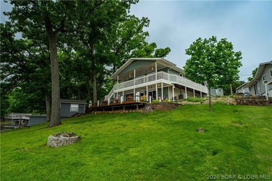 Discover the perfect blend of lakefront relaxation and - photo 43