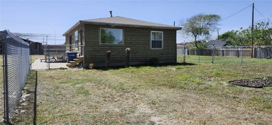 OWNER FINANCE AVAILABLE with 20% down payment on this Move-In - photo 2