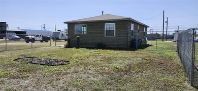 OWNER FINANCE AVAILABLE with 20% down payment on this Move-In - photo 3
