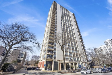 Lake Michigan - Cook County Condo For Sale in Chicago Illinois