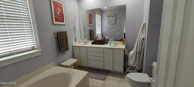 Available 1 August 2026. Welcome to this stunning 3-bedroom - photo 26