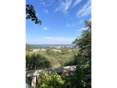 Lake LBJ Townhome/Townhouse For Sale in Horseshoe Bay Texas