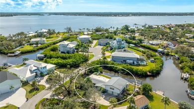 Manatee River Home For Sale in Ellenton Florida
