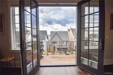 Experience refined living in Maison Du Lac, one of Tuscaloosa's - photo 7