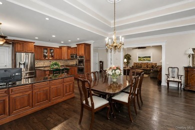 Stunning Valencia Ranch Villa located in The Greens at Half - photo 11