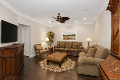 Stunning Valencia Ranch Villa located in The Greens at Half - photo 17