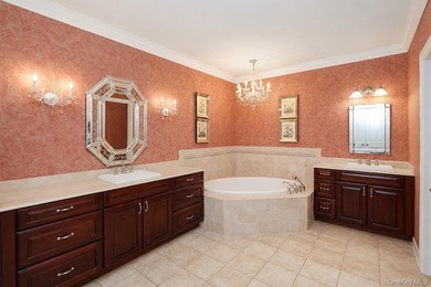Stunning Valencia Ranch Villa located in The Greens at Half - photo 21