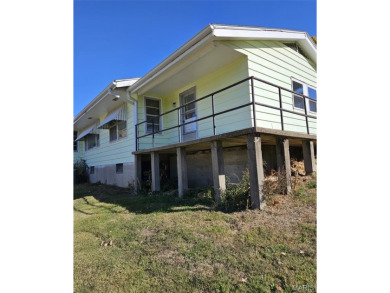 Are you needing a spacious handicap accessible one-level home?