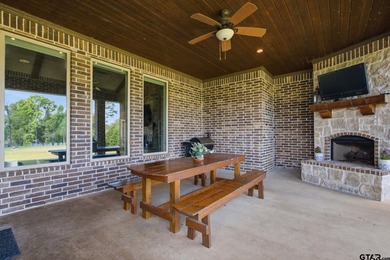 Luxury, space, and craftsmanship come together in this - photo 30