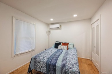 Welcome to your own private treetop retreat in the heart of - photo 12
