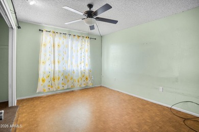 SHORT SALE. Spacious and hard to find 3-bedroom townhome end - photo 13