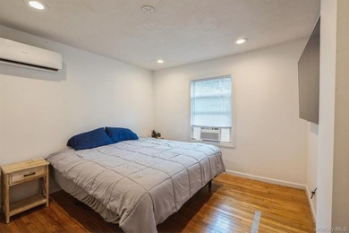 Welcome to your own private treetop retreat in the heart of - photo 13