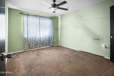 SHORT SALE. Spacious and hard to find 3-bedroom townhome end - photo 15