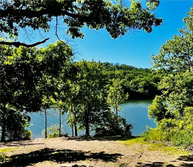 Looking for a walking trail to the lake? You have found it! - photo 19