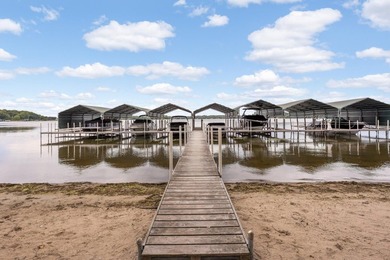 Lake Minnetonka living at its finest. Better than new - photo 5