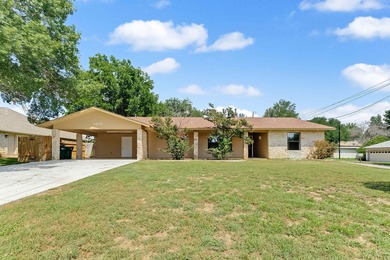 Lake Marble Falls Home For Sale in Marble Falls Texas