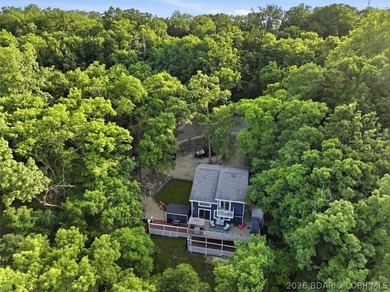 This stunning 4-bedroom, 3-bathroom lake home offers the perfect - photo 34